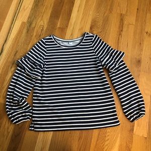 Old navy women’s sweatshirt